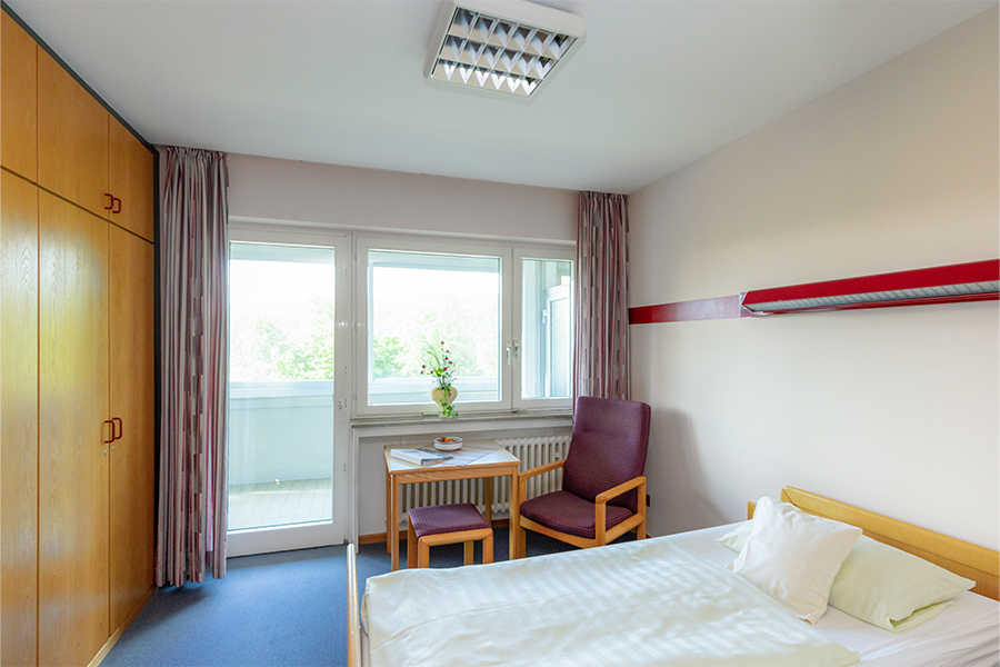 Ausstattung Zimmer H henklinik ausstattung-zimmer-h-henklinik
